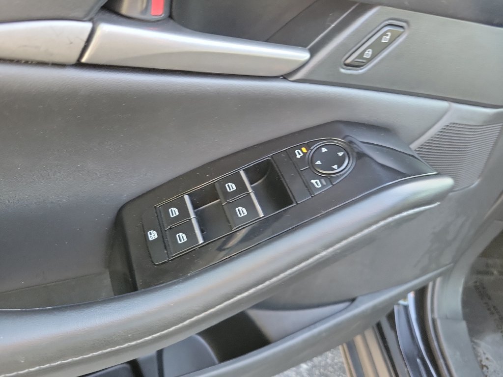 Used 2025 MAZDA CX-30 AWD 2.5 S w/ Select Sport Pkg image 23