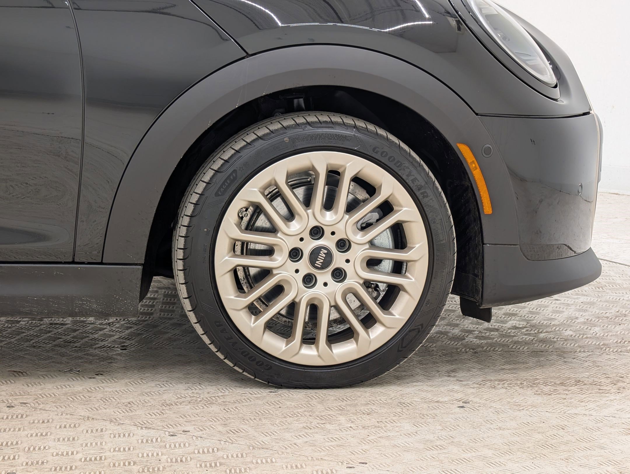 Used 2025 MINI Cooper S image 12