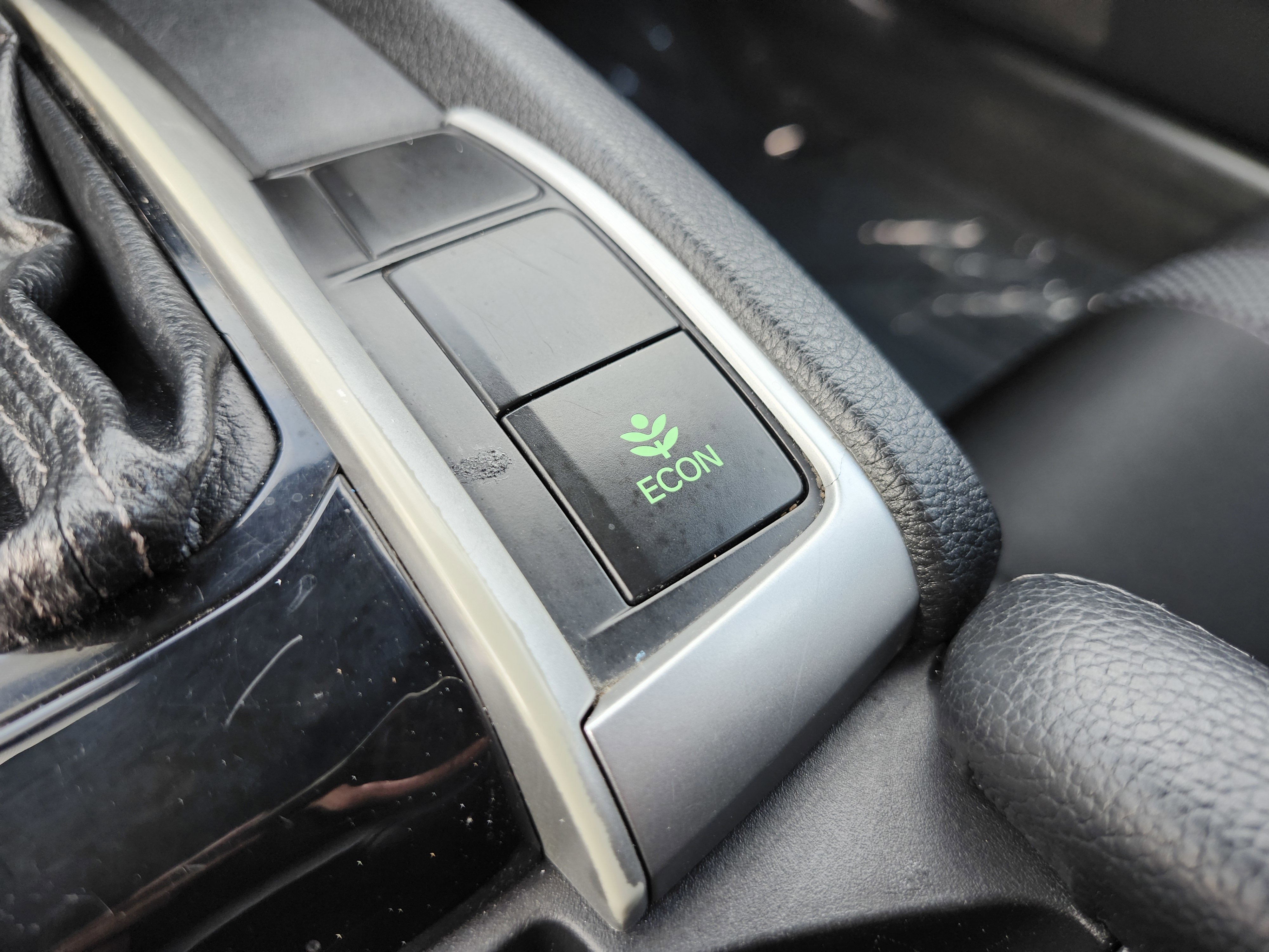 Used 2021 Honda Civic Sport image 8