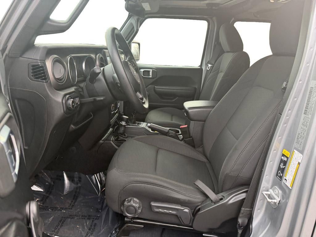 Used 2020 Jeep Wrangler Unlimited Sport image 9