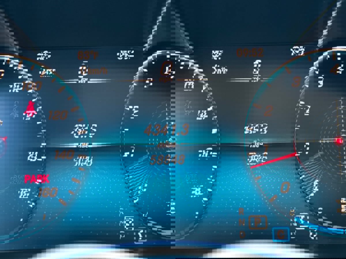 Used 2022 Mercedes-Benz GLC 300 4MATIC image 12