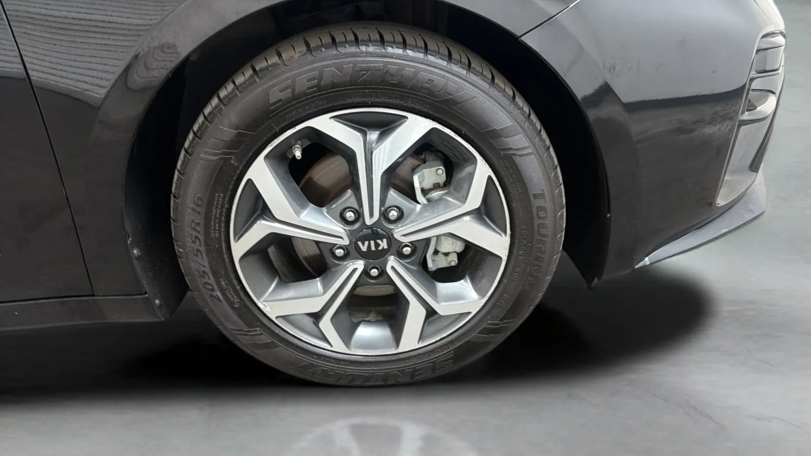 Used 2021 Kia Forte LXS FWD image 23