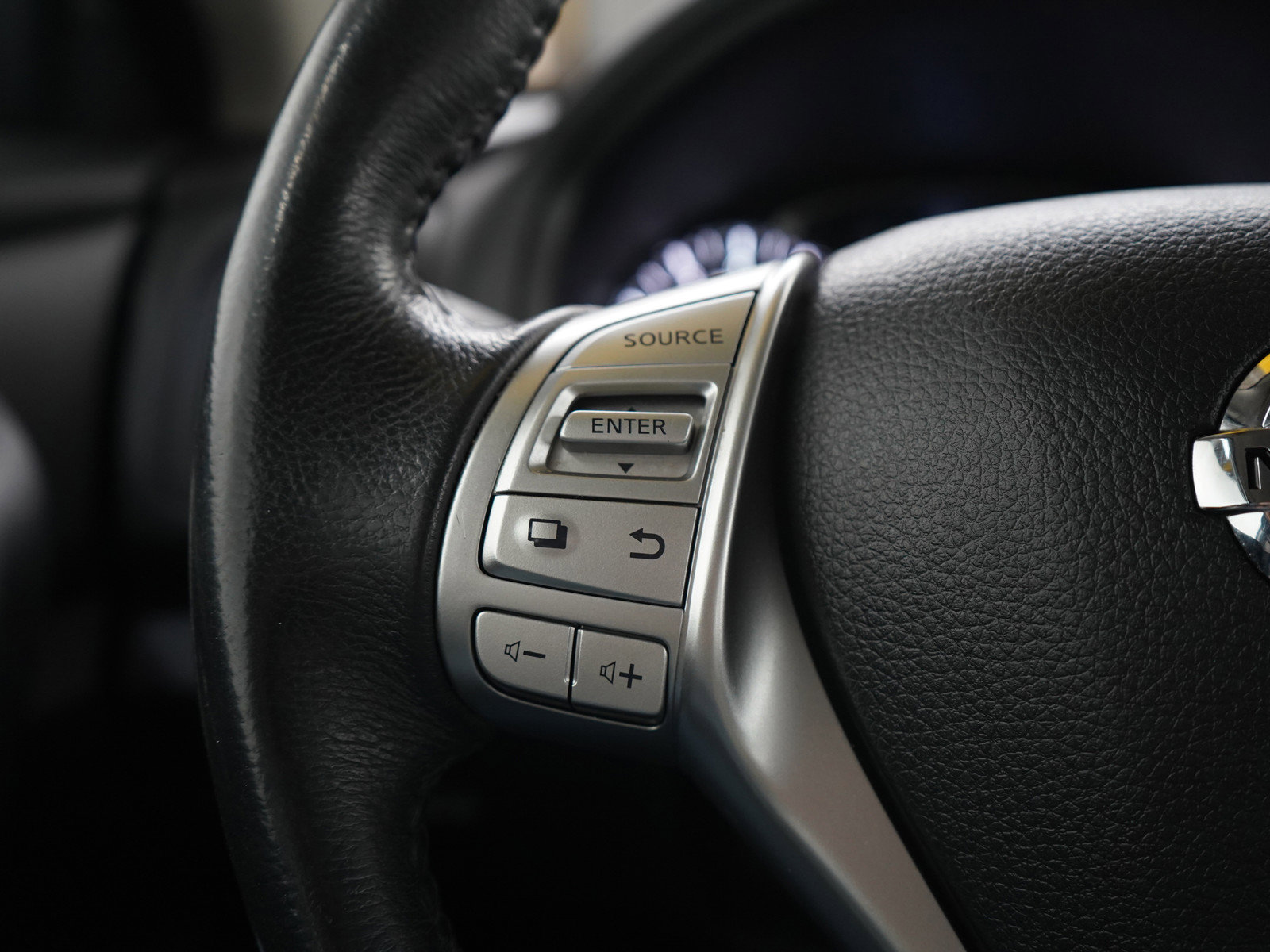 Used 2016 Nissan Altima 2.5 SV image 24