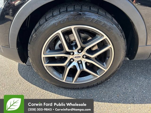 Used 2016 Ford Explorer Sport w/ Equipment Group 401A AWD/4WD image 9