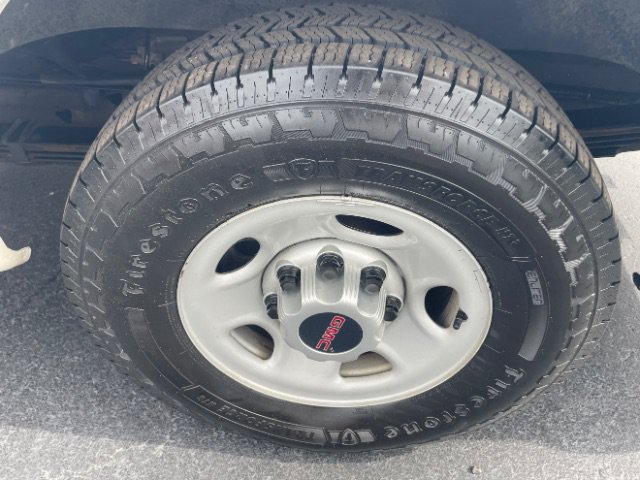 Used 2017 GMC Savana 3500 Extended RWD image 22
