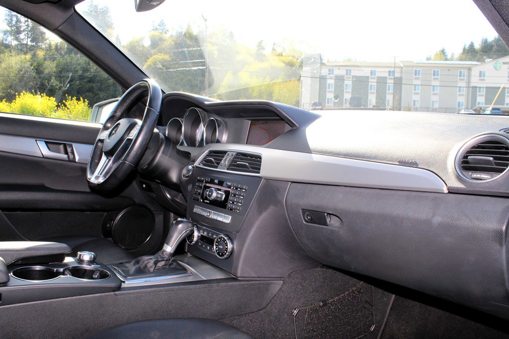 Used 2012 Mercedes-Benz C 300 4MATIC Sedan image 17