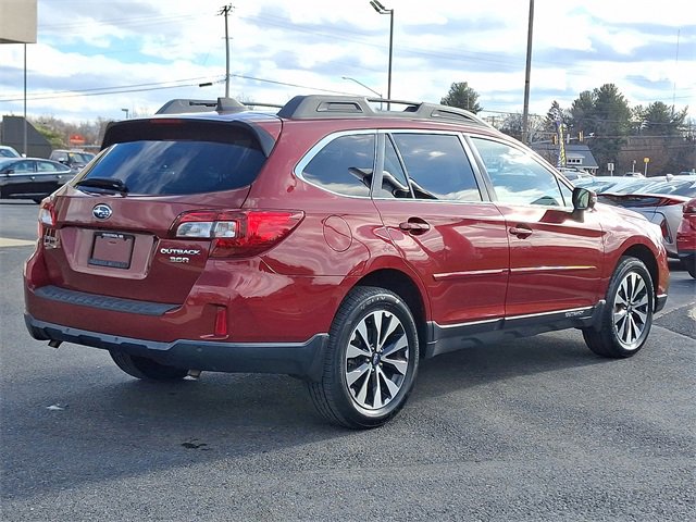 Used 2017 Subaru Outback 3.6R Limited image 5