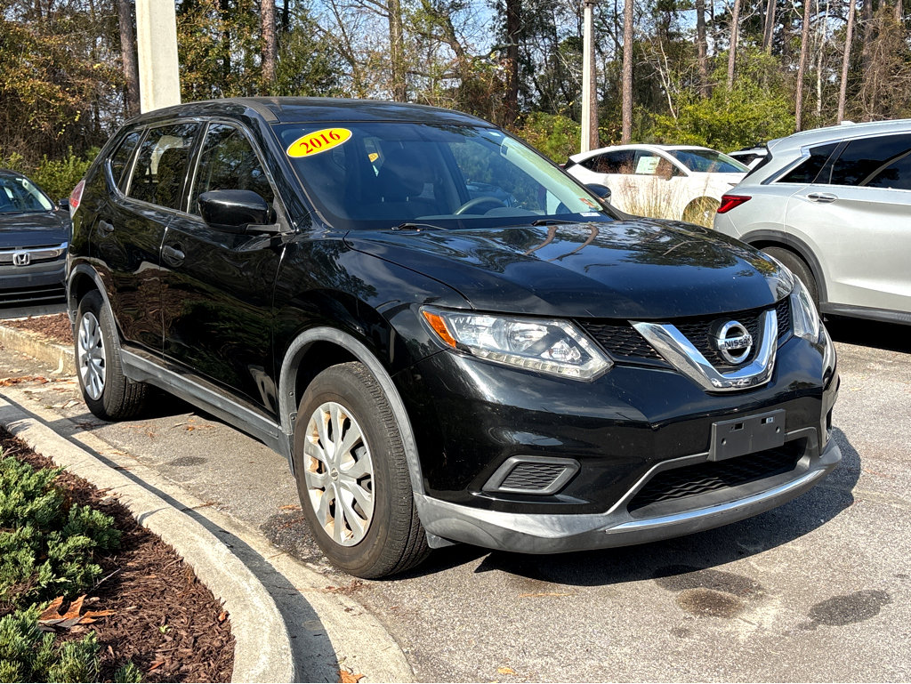 Used 2016 Nissan Rogue S image 20