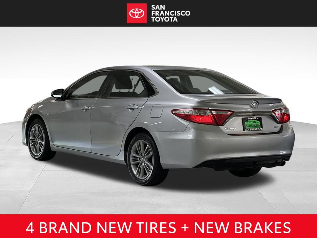 Used 2015 Toyota Camry SE FWD image 3