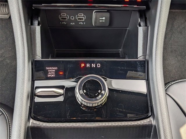 New 2025 Jeep Grand Cherokee Limited w/ Black Appearance Package image 15
