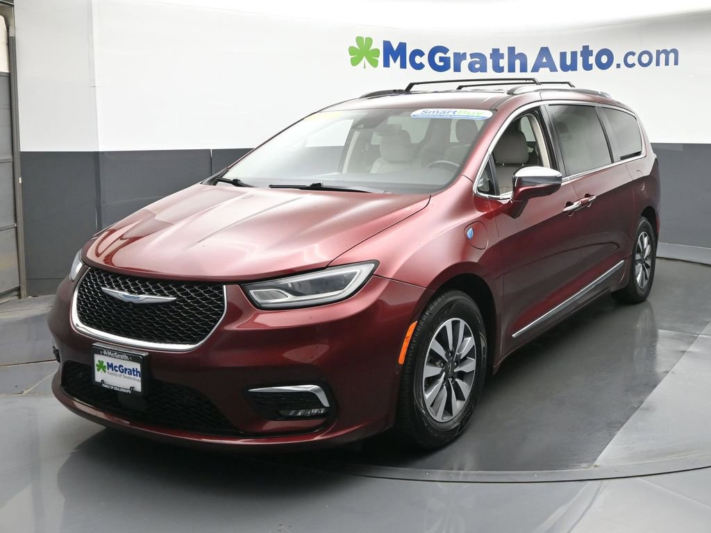 Used 2021 Chrysler Pacifica Limited w/ Premium & Safety Sphere Group image 19