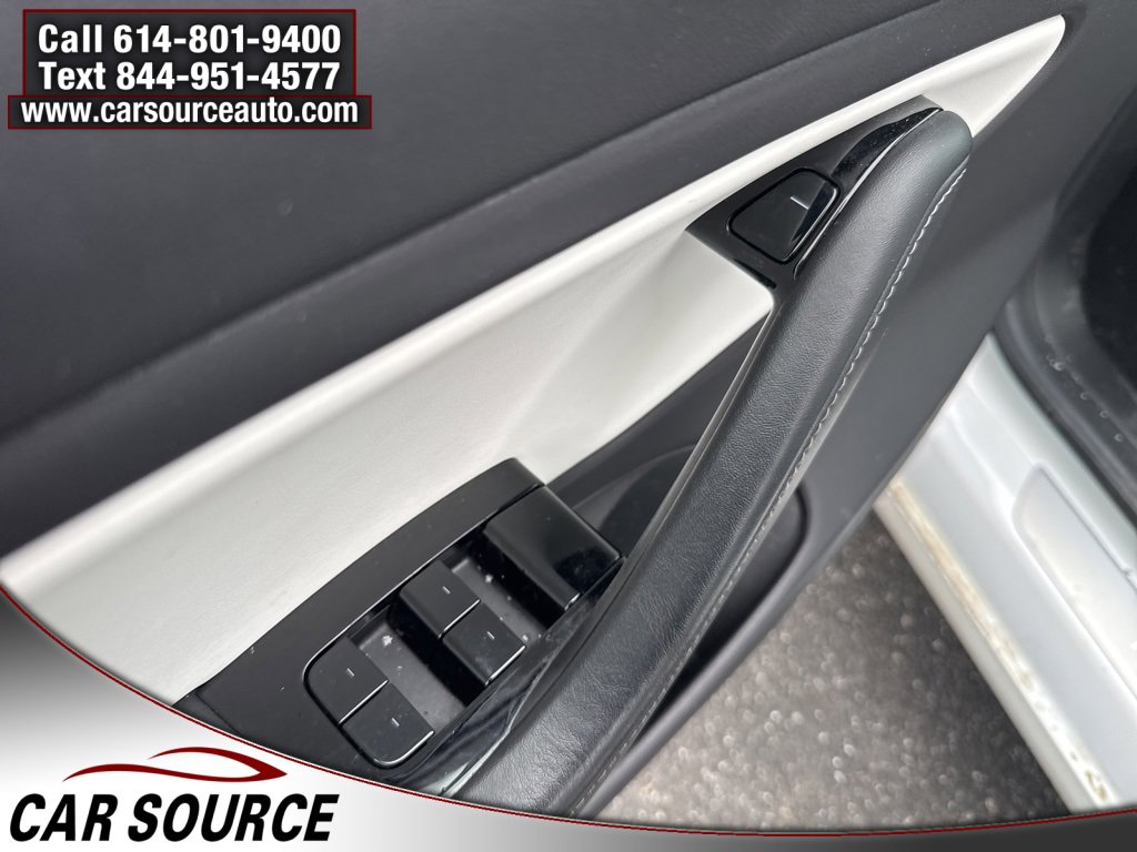 Used 2019 Tesla Model 3 Long Range image 13