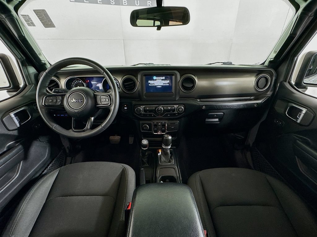 Used 2023 Jeep Wrangler Unlimited AWD/4WD image 26