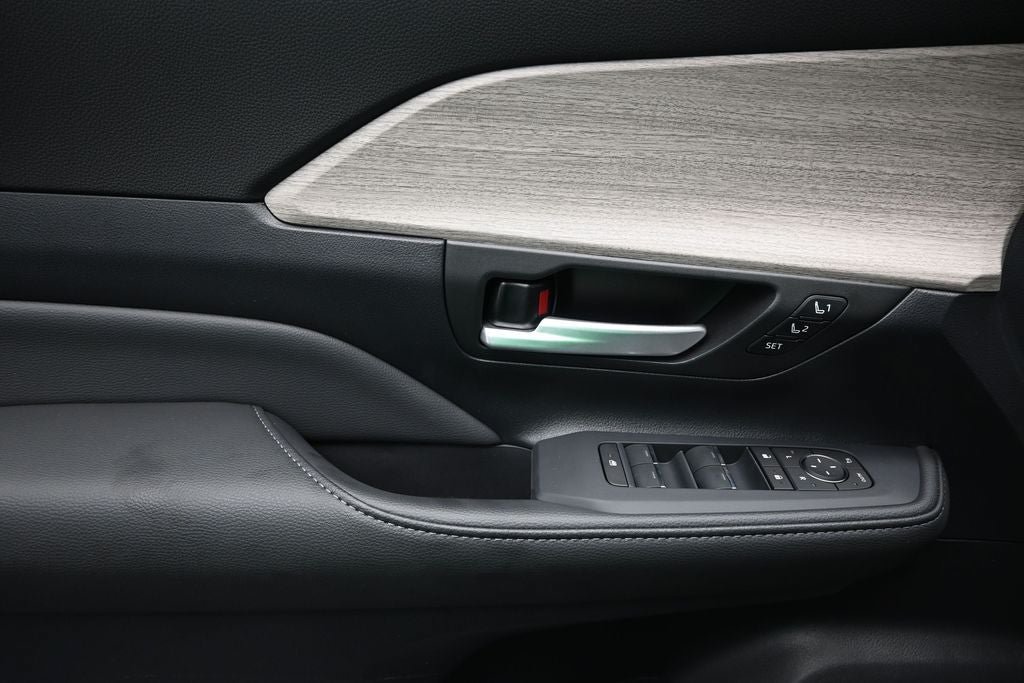New 2026 Toyota Grand Highlander AWD Hybrid image 20