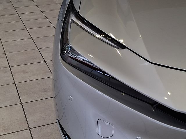 New 2026 Toyota Prius Plug-In Hybrid w/ Limited Premium Package FWD image 9