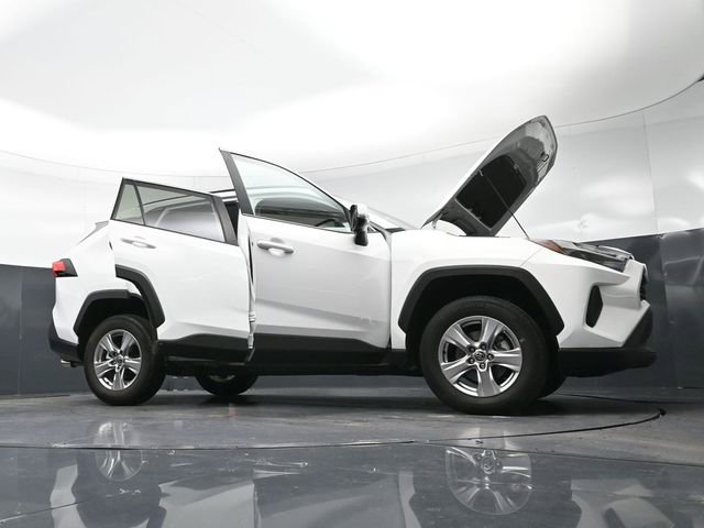 Used 2022 Toyota RAV4 XLE w/ Convenience Package image 45