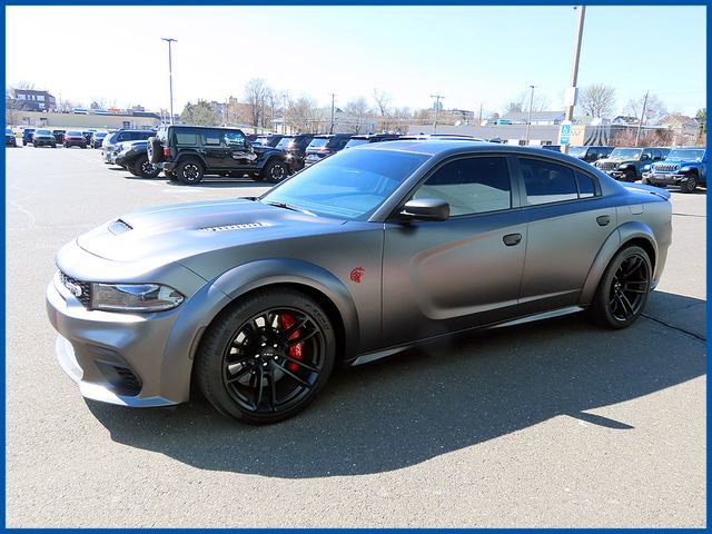 Used 2022 Dodge Charger SRT Hellcat w/ Harman/Kardon Audio Group image 3