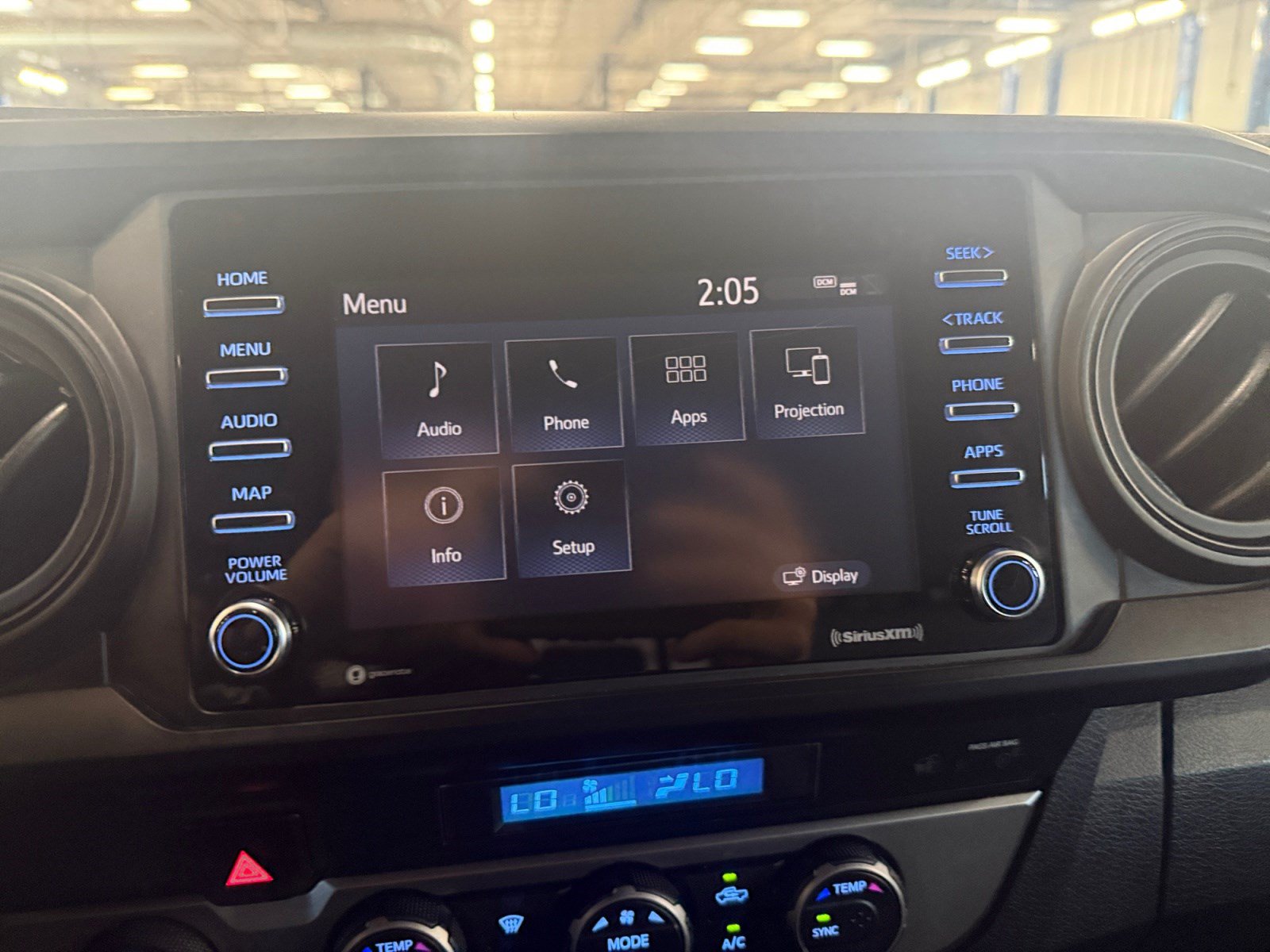 Used 2022 Toyota Tacoma SR AWD/4WD image 22