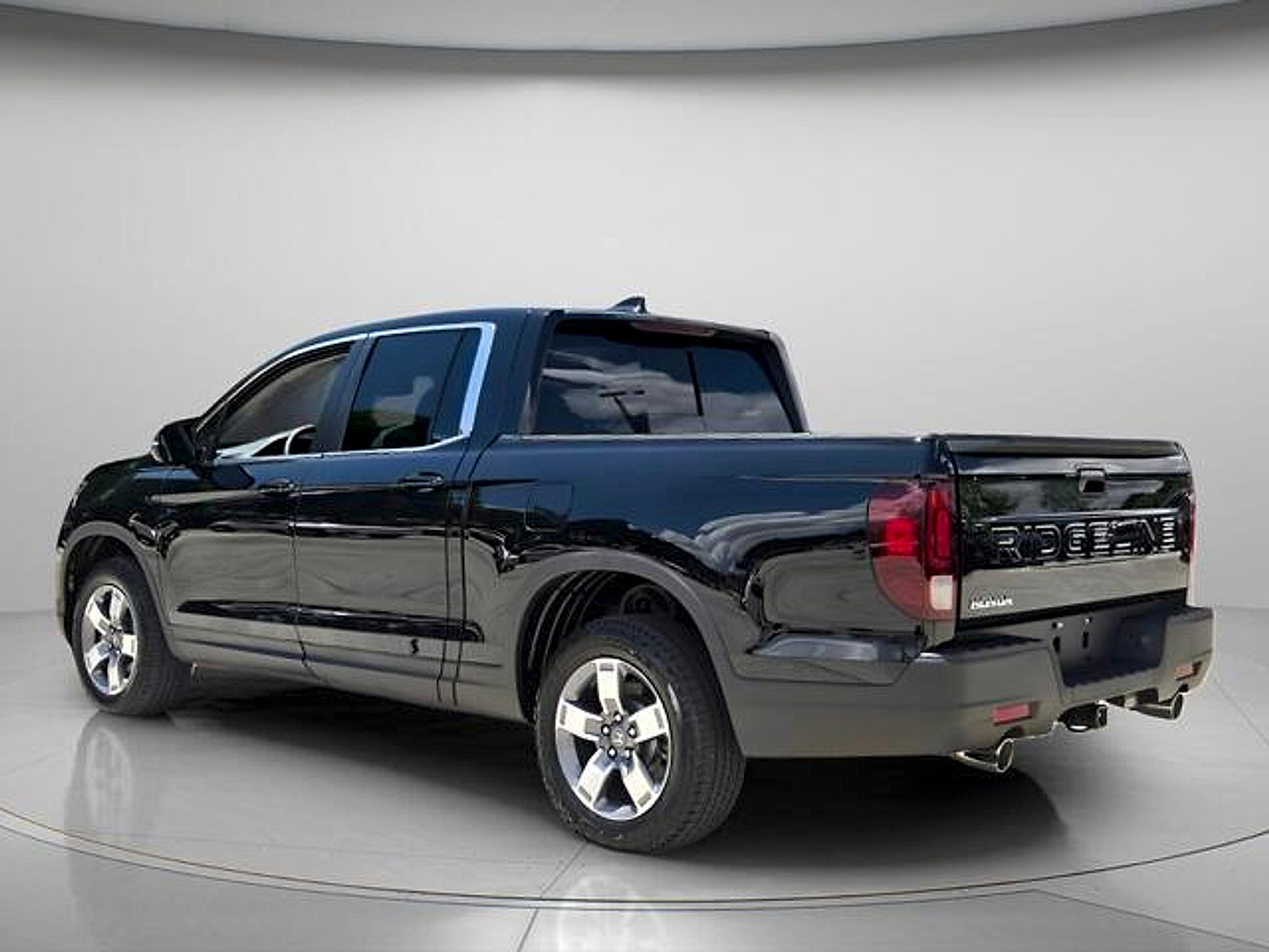 Used 2026 Honda Ridgeline RTL image 4