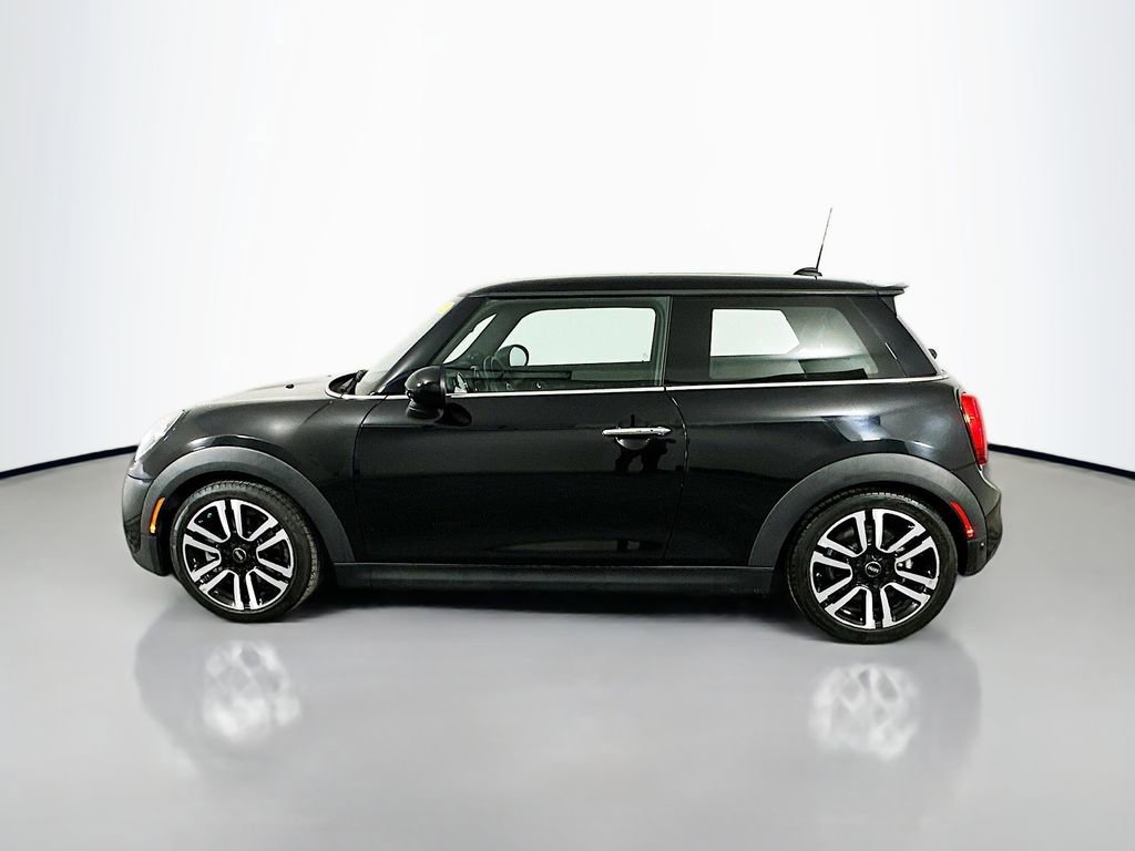 Used 2019 MINI Cooper S w/ Premium Package image 8