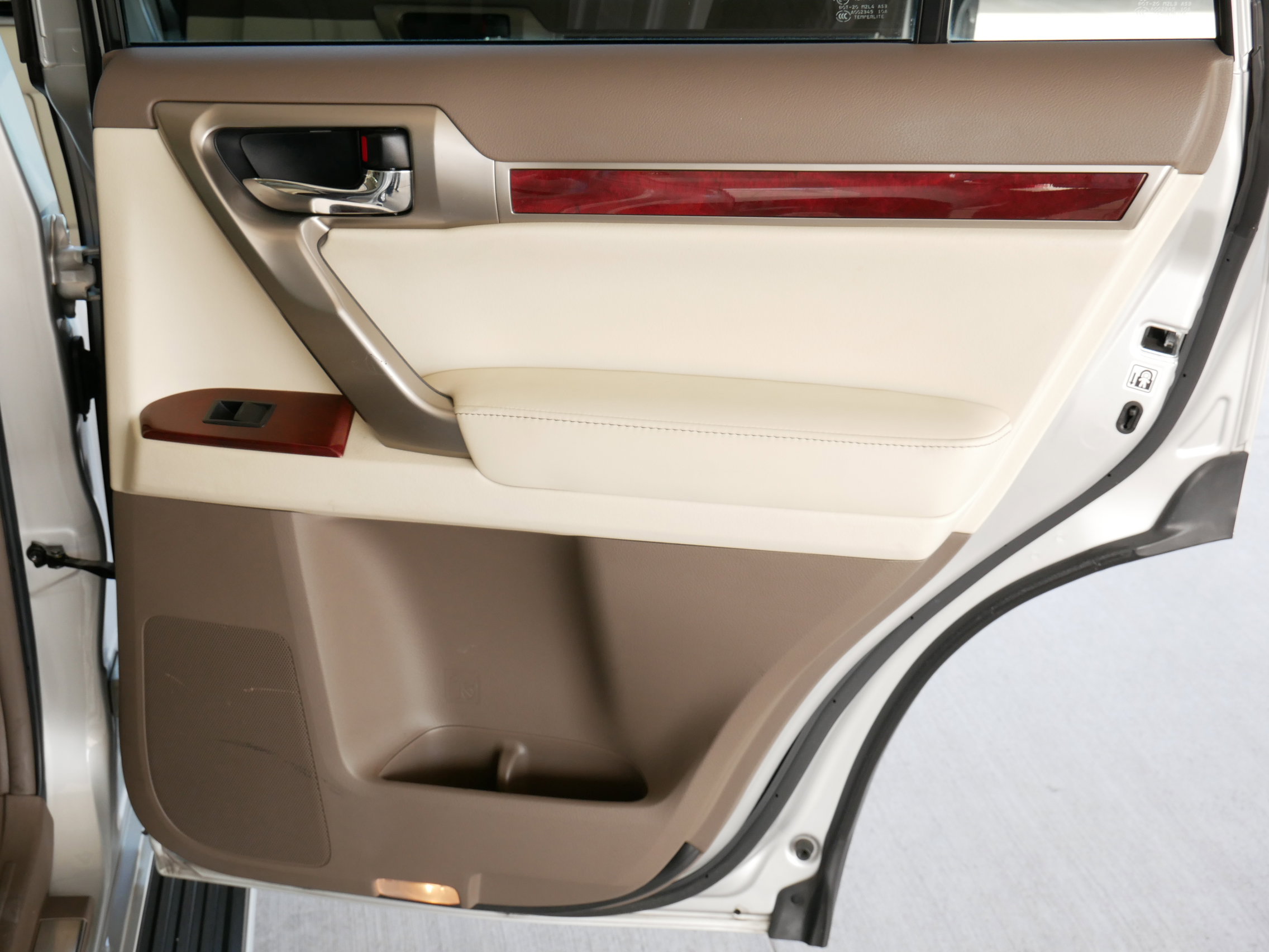 Used 2012 Lexus GX 460 image 18