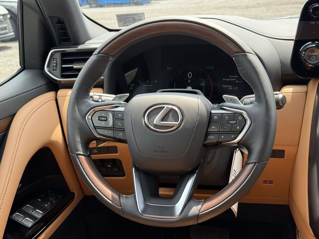 New 2026 Lexus LX 700h Luxury AWD/4WD image 9