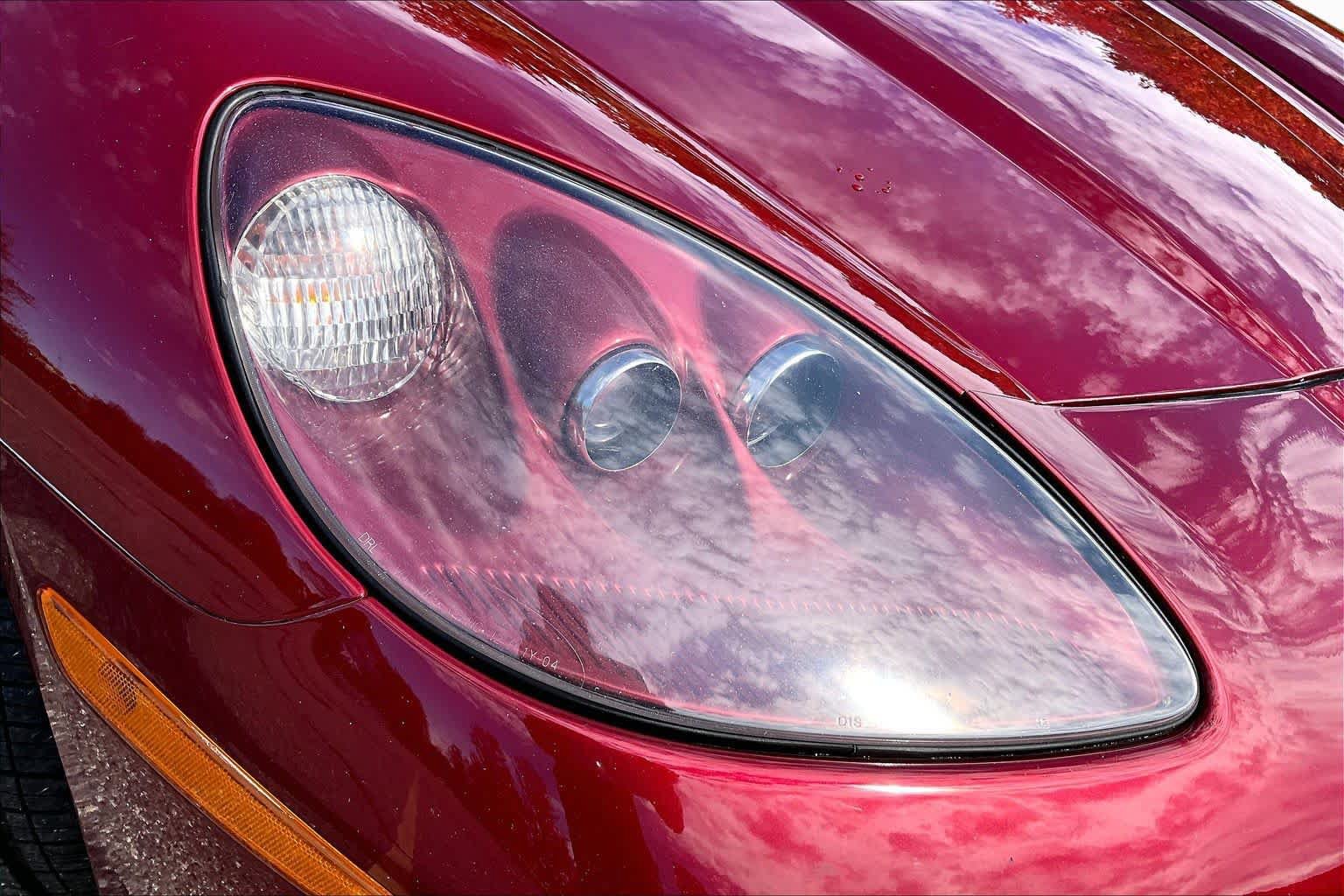 Used 2007 Chevrolet Corvette Coupe w/ Preferred Equipment Group RWD image 26