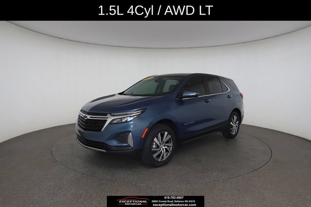Used 2024 Chevrolet Equinox LT AWD/4WD image 2