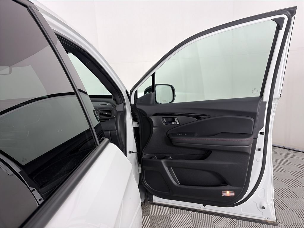 Used 2021 Honda Ridgeline Black Edition image 30