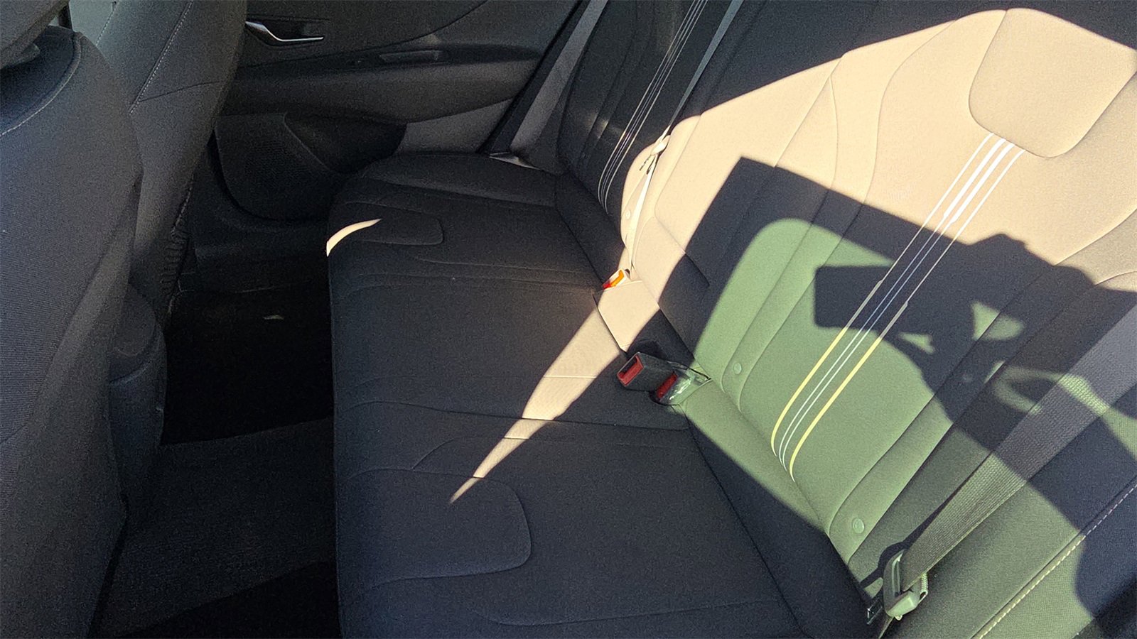 Used 2024 Hyundai Elantra SEL w/ Convenience Package image 29