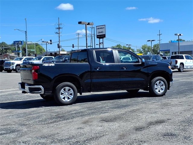 Used 2025 Chevrolet Silverado 1500 LT image 8