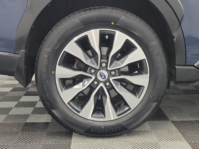 Used 2023 Subaru Outback Touring XT AWD/4WD image 7