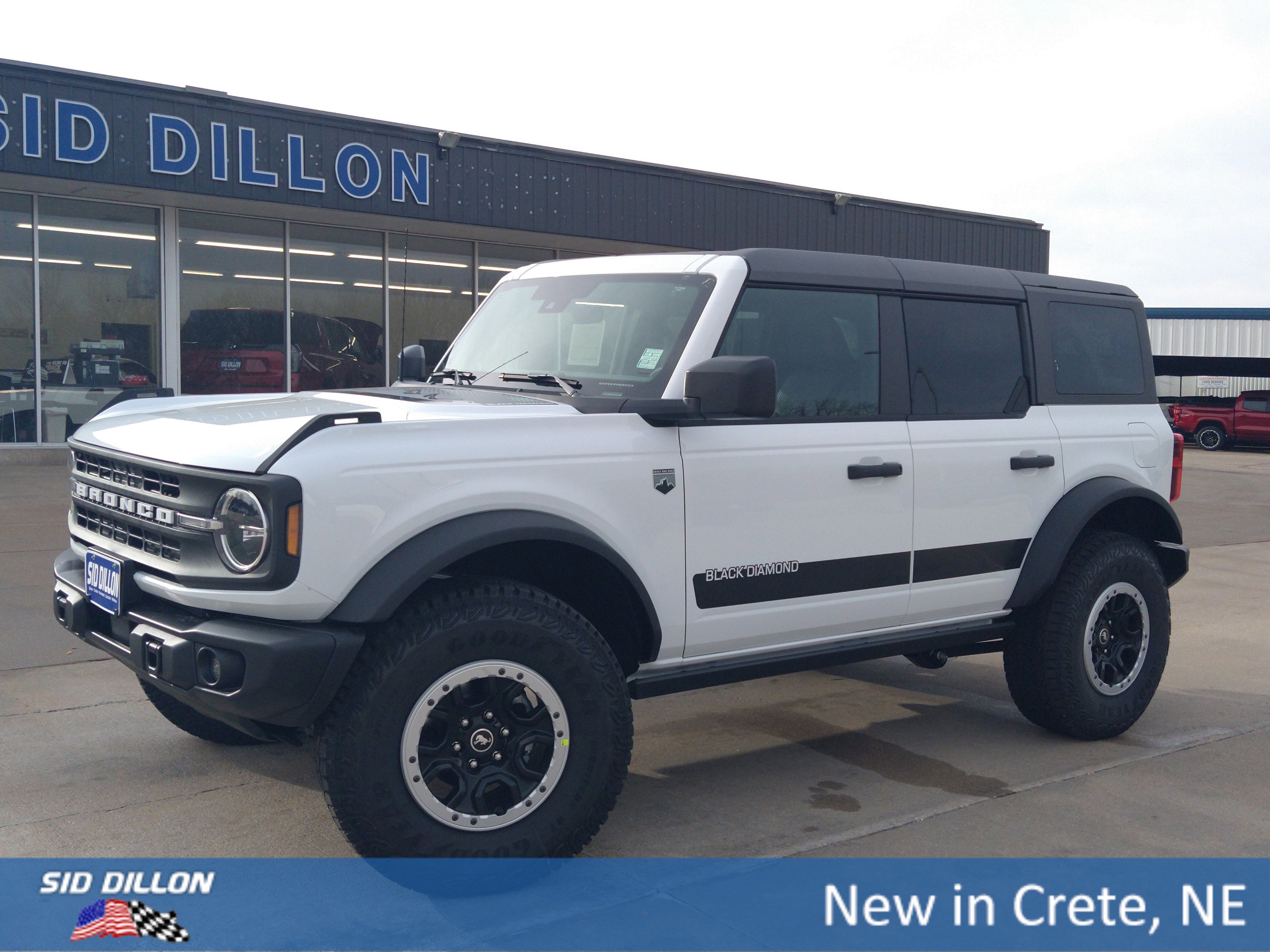 New 2025 Ford Bronco Big Bend w/ Black Diamond Package image 1