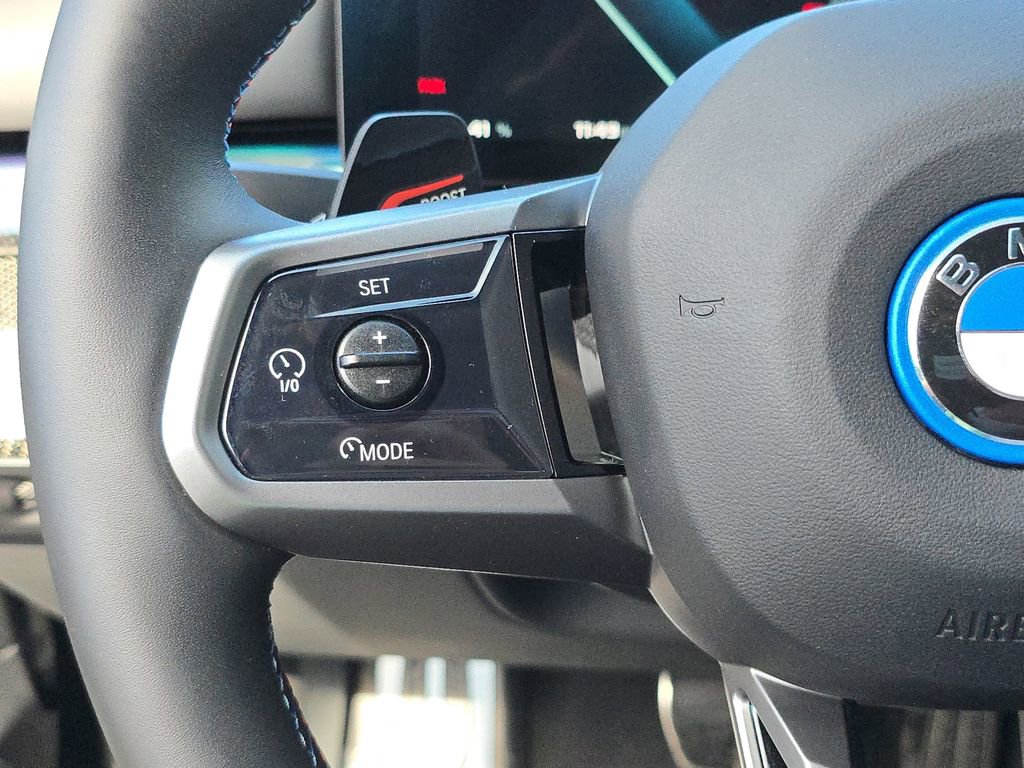 Used 2025 BMW i5 M60 w/ Executive Package image 24