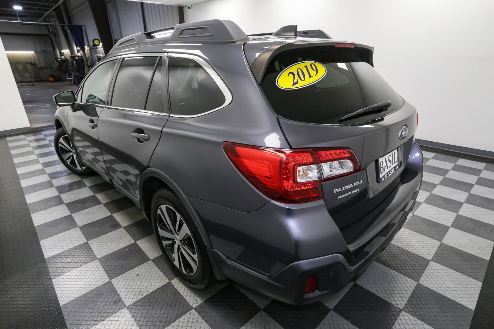 Used 2019 Subaru Outback 2.5i Limited w/ Protection Package #1 image 9