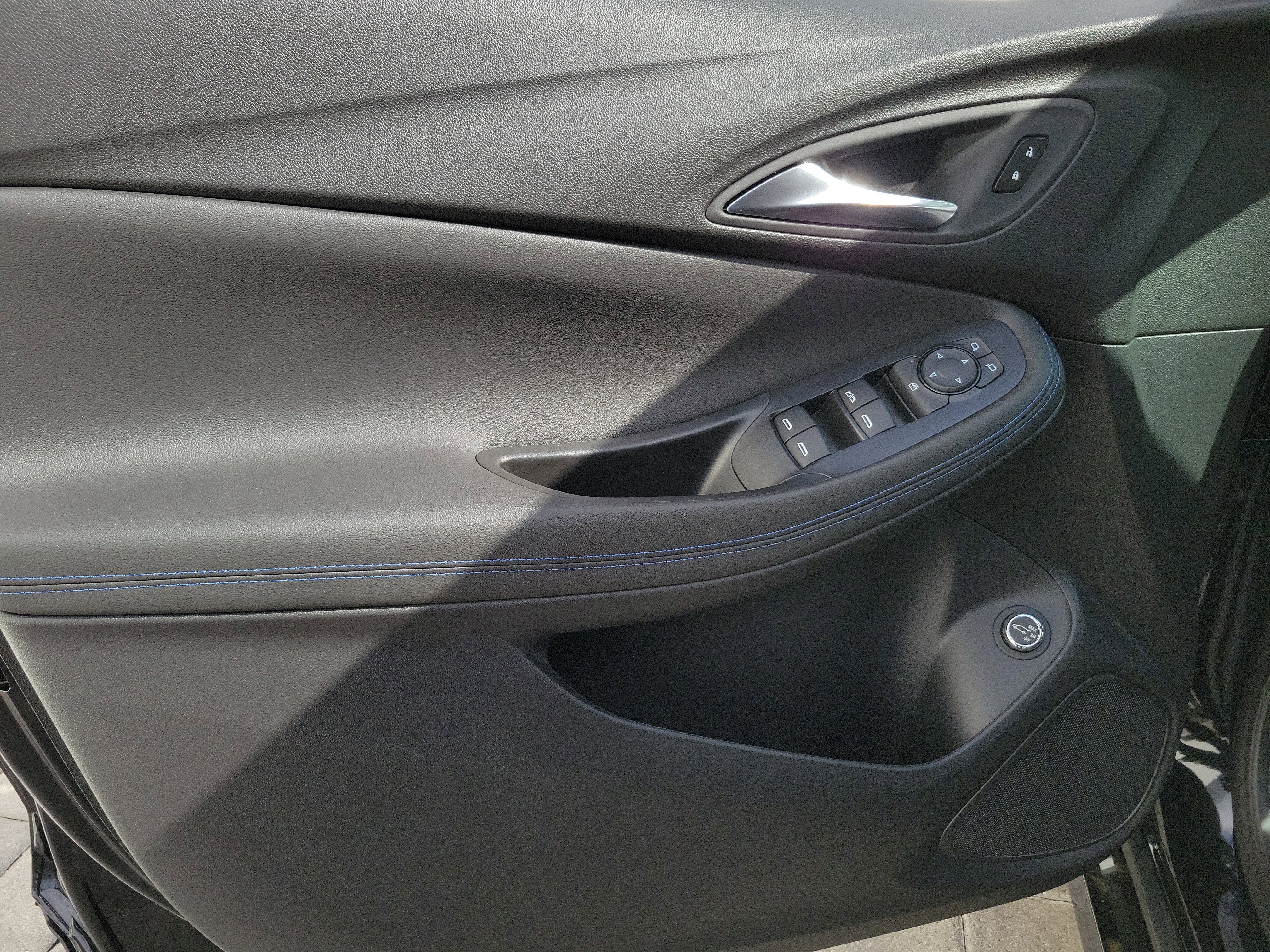 New 2026 Buick Encore GX Sport Touring image 17