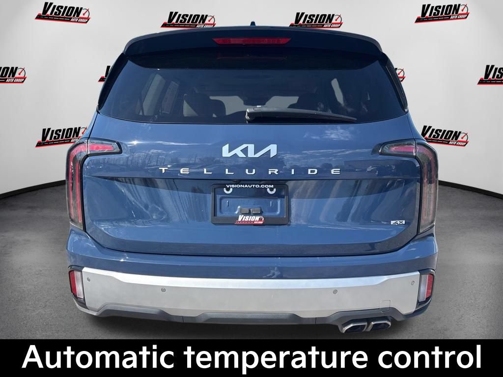 Certified 2024 Kia Telluride EX w/ EX Captain's Chair Package AWD/4WD image 8