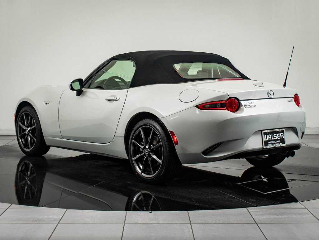 Used 2017 MAZDA MX-5 Miata Grand Touring image 7