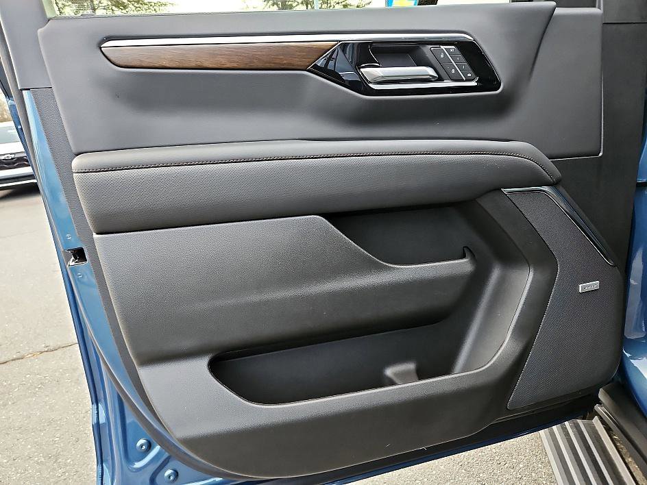 New 2026 Chevrolet Tahoe High Country image 14