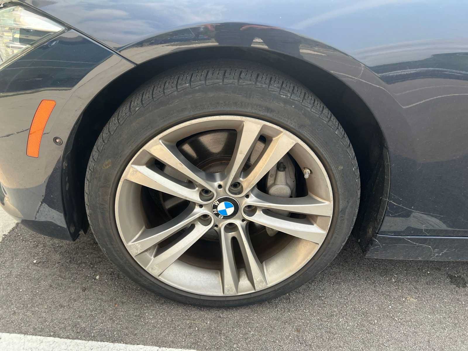 Used 2017 BMW 340i xDrive Sedan AWD/4WD image 18