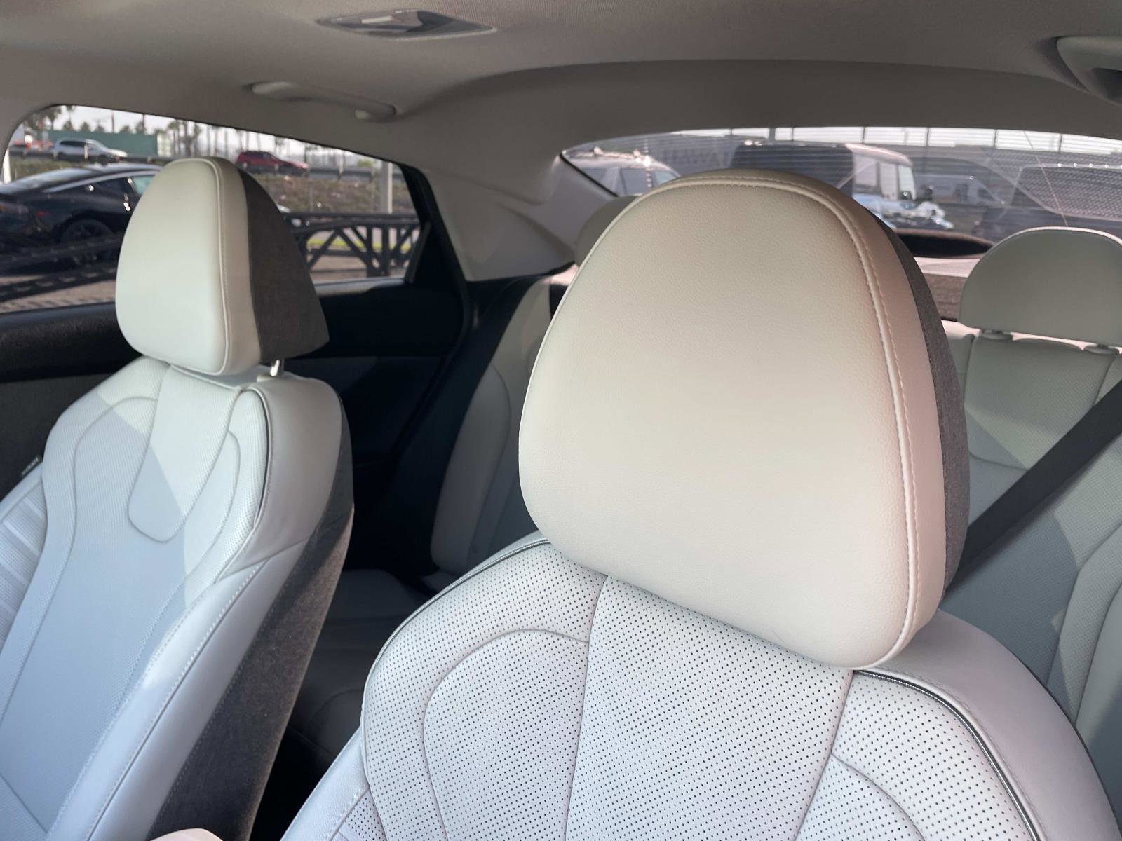 Certified 2023 Hyundai Elantra Limited image 23