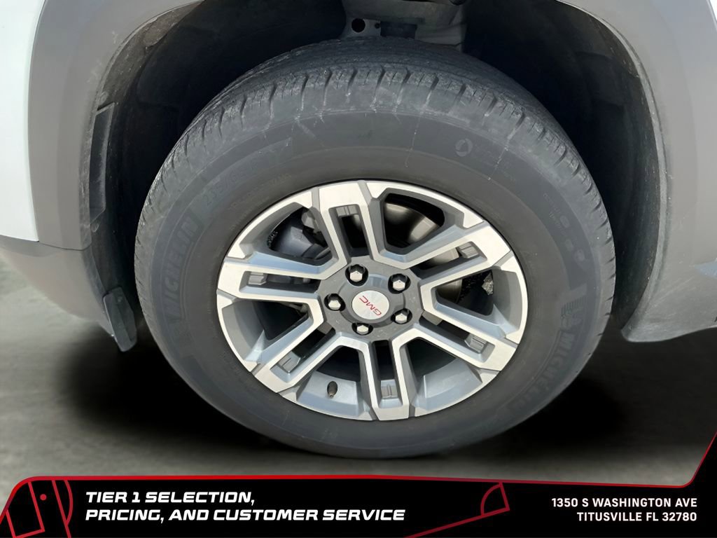 Used 2025 GMC Terrain Elevation AWD/4WD image 30