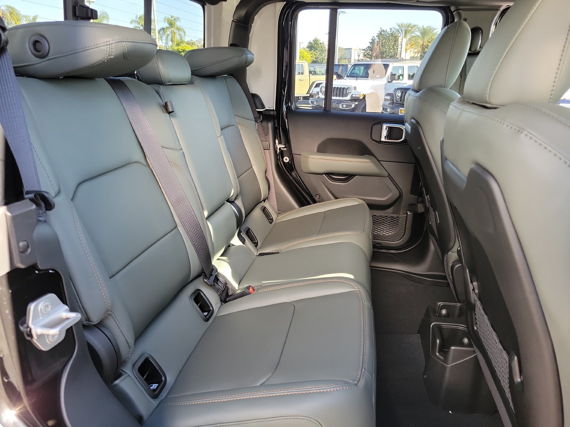 New 2026 Jeep Gladiator Mojave AWD/4WD image 18