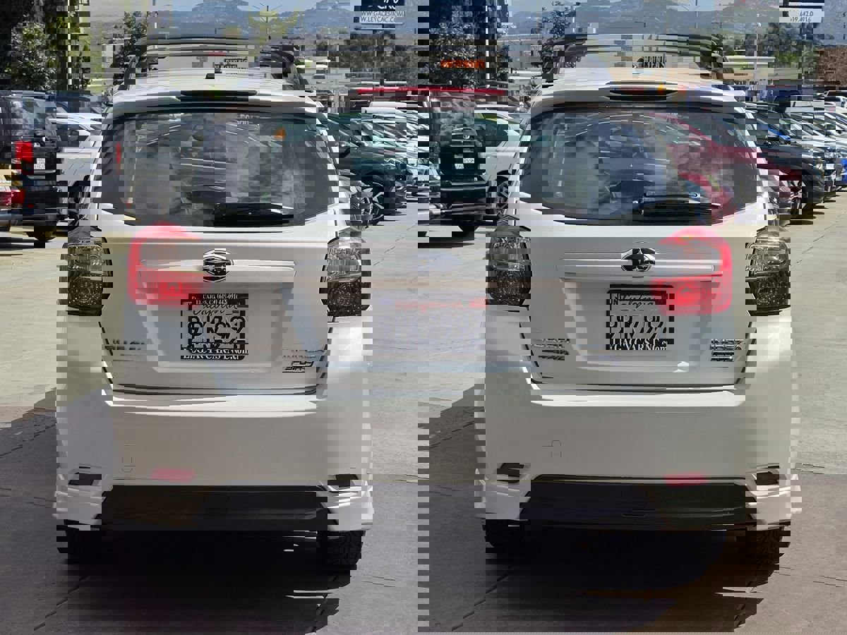 Used 2013 Subaru Impreza 2.0i Sport Premium image 16