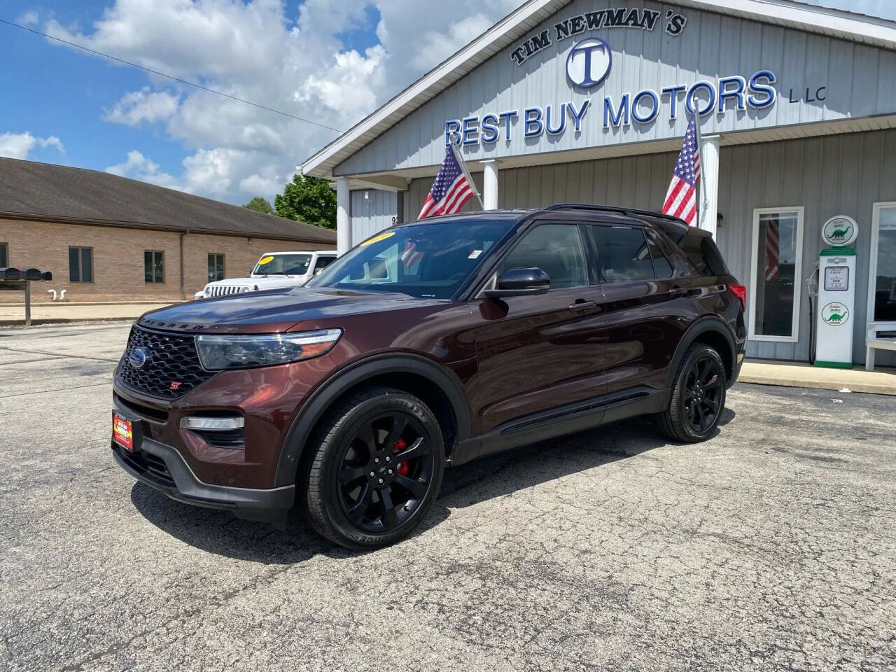 Used 2020 Ford Explorer ST w/ ST Street Pack image 37
