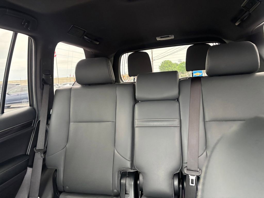 Used 2023 Lexus GX 460 Premium w/ Premium Package AWD/4WD image 16