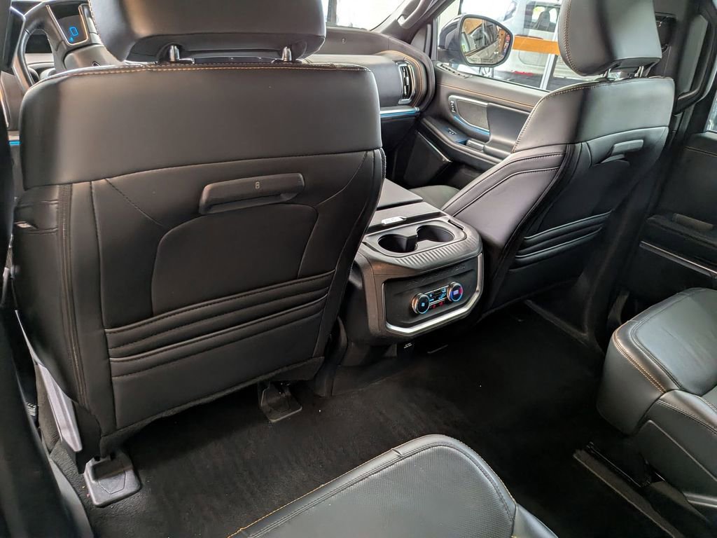 Used 2025 Ford Expedition Tremor image 24