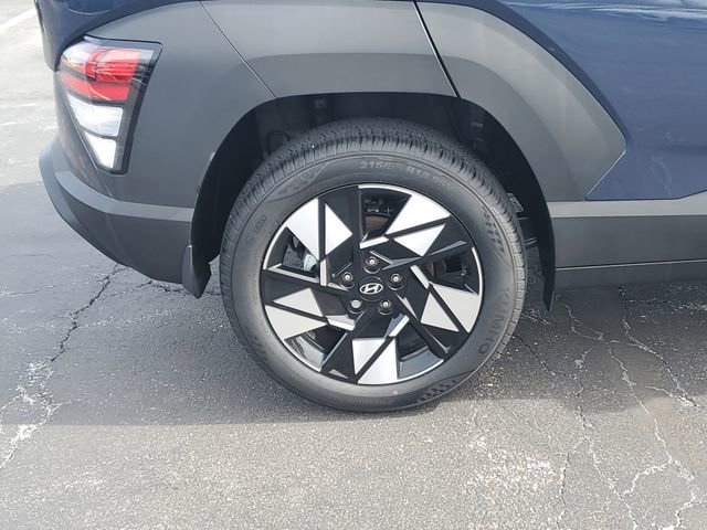 Used 2025 Hyundai Kona SEL image 5
