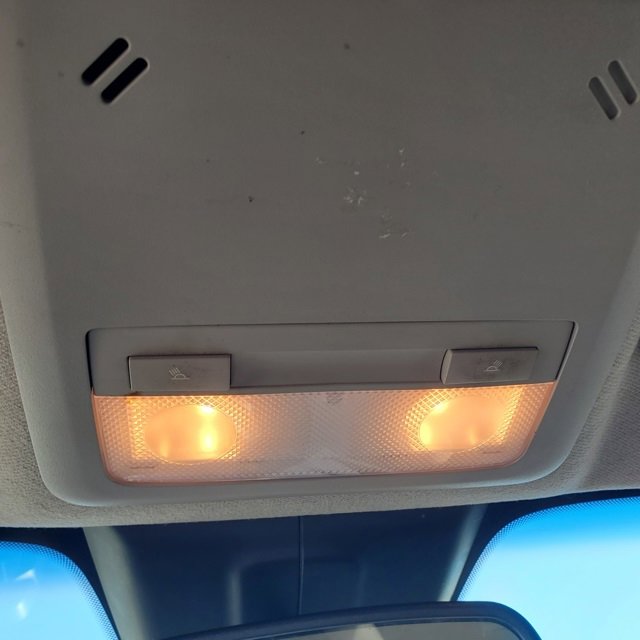 Used 2013 Chevrolet Sonic LT image 32