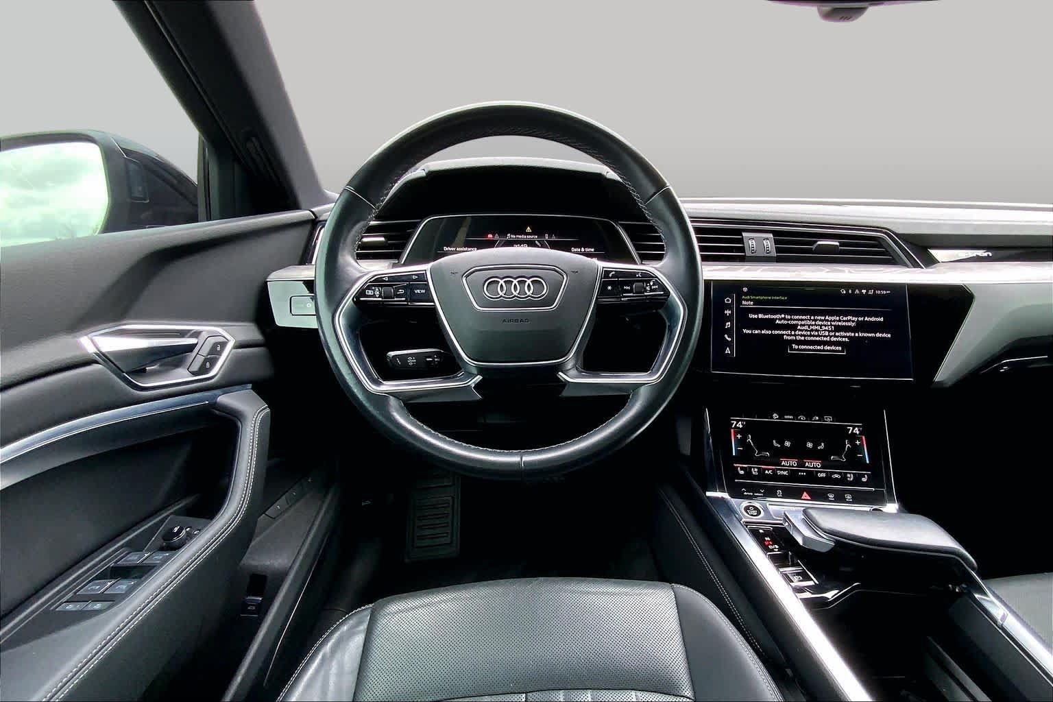 Used 2022 Audi e-tron Premium Plus w/ Premium Plus Package AWD/4WD image 5